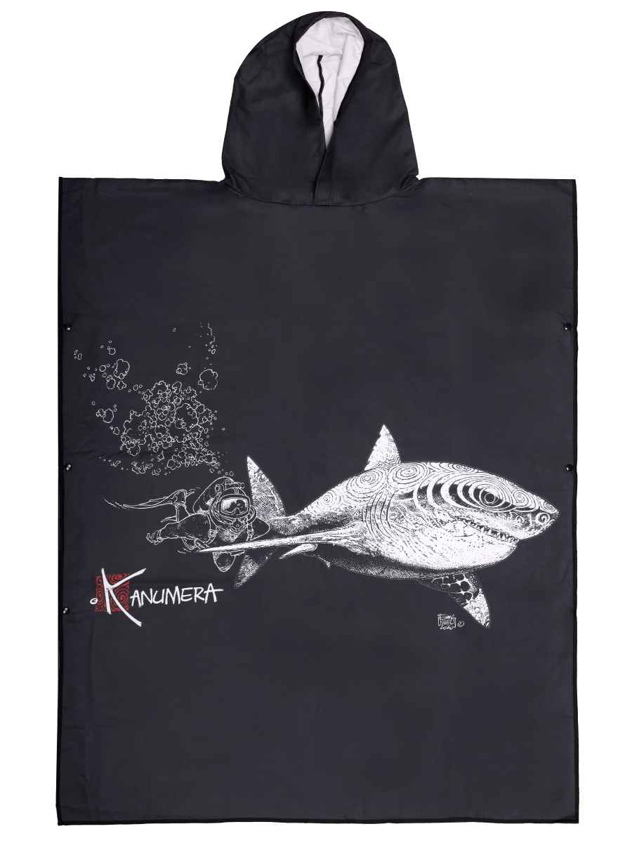 Poncho Microfibre Grand Modèle Le Requin blanc et le Plongeur