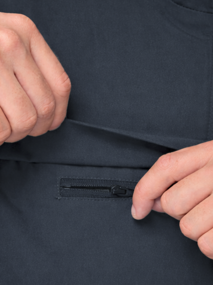 L'Onde Waterproof quarter-zip windbreaker