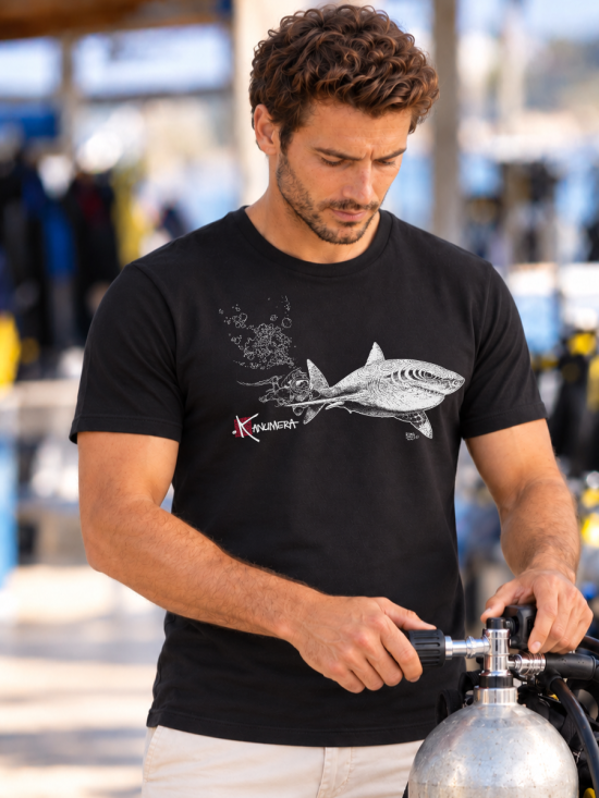 T-shirt Bio Le Requin Blanc et le Plongeur