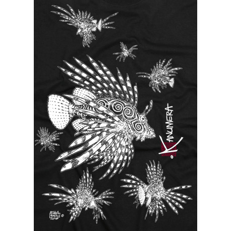 (New) Tee-shirt moulant Femme Le Requin Tatoo (Impression Poitrine)