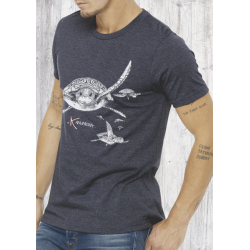 (New) Tee-shirt moulant Femme Le Requin Tatoo (Impression Poitrine)