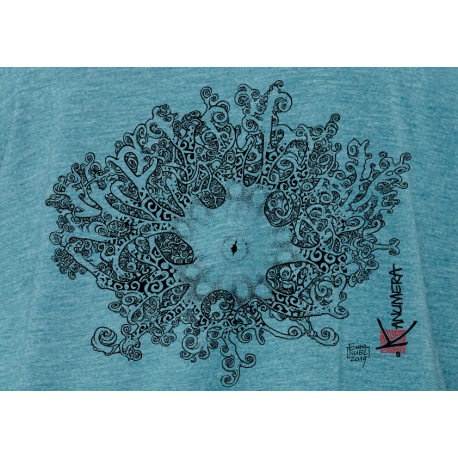 (New) Tee-shirt moulant Femme Le Requin Tatoo (Impression Poitrine)